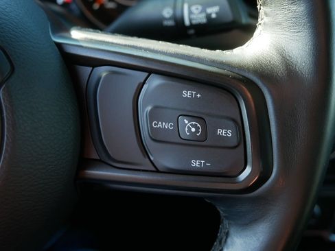 Used 2021 Jeep Gladiator Sport AWD/4WD image 22