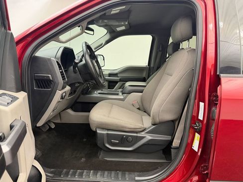 Used 2019 Ford F150 XLT w/ Equipment Group 302A Luxury AWD/4WD image 5