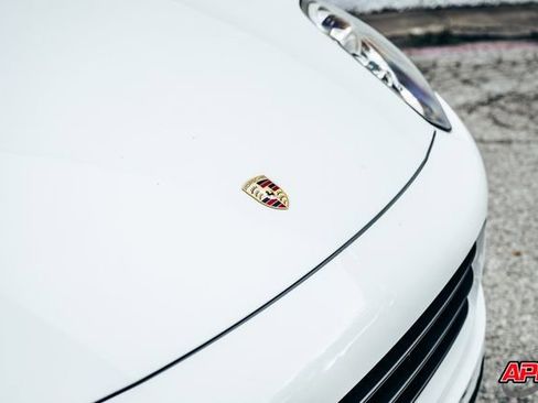 Used 2016 Porsche Cayenne image 25