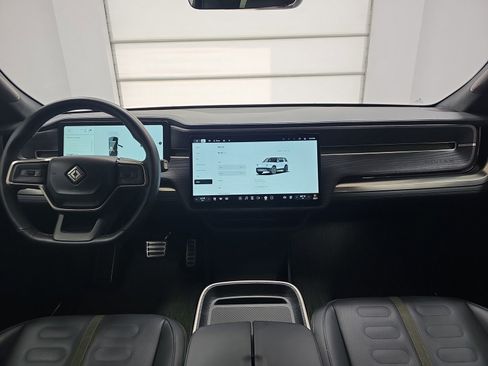 Used 2024 Rivian R1S Adventure AWD/4WD image 27