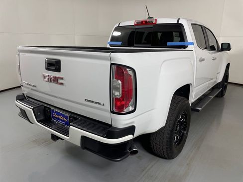 Used 2018 GMC Canyon Denali image 8