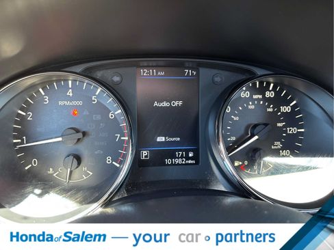Used 2020 Nissan Rogue Sport S FWD image 18