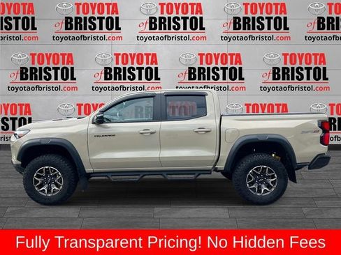 Used 2024 Chevrolet Colorado ZR2 w/ ZR2 Convenience Package III AWD/4WD image 7