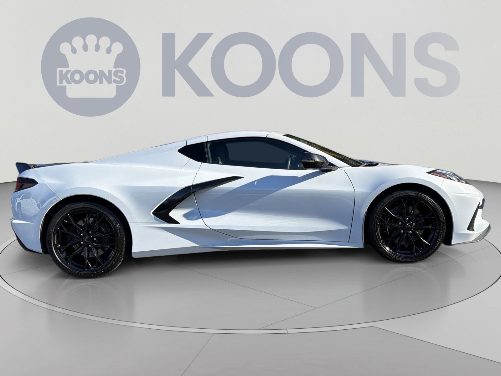 Used 2023 Chevrolet Corvette Stingray Preferred Cpe w/ Z51 Performance Package RWD image 8