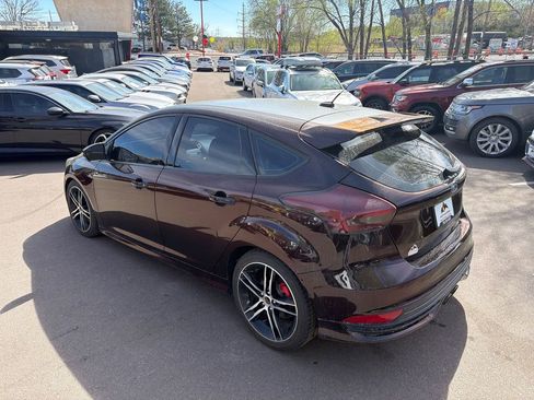 Used 2018 Ford Focus ST image 5