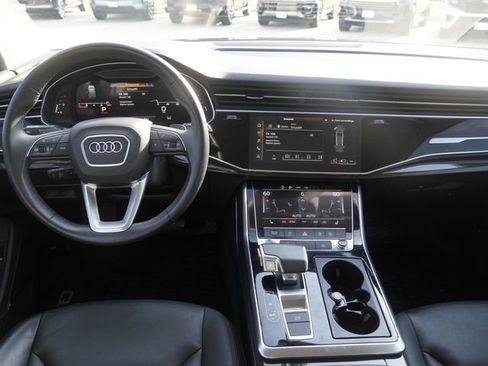 Used 2022 Audi Q7 3.0T Premium Plus w/ Premium Plus Package AWD/4WD image 14
