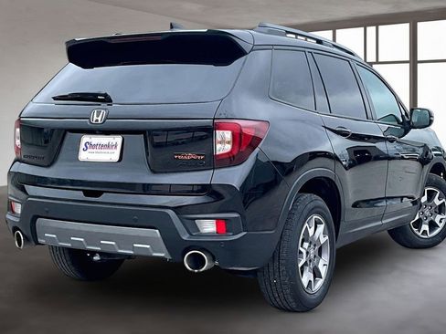 Used 2023 Honda Passport TrailSport image 6