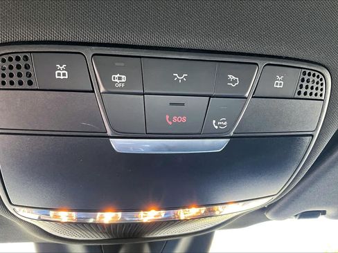 Used 2022 Mercedes-Benz GLC 300 4MATIC image 34