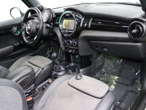 Used 2016 MINI Cooper S image 22