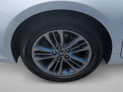 Used 2017 Toyota Camry SE FWD image 24