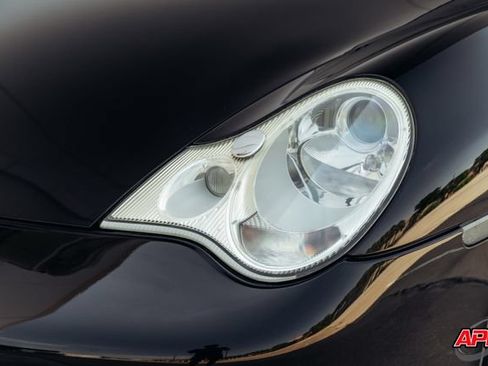 Used 2004 Porsche 911 Carrera RWD image 40
