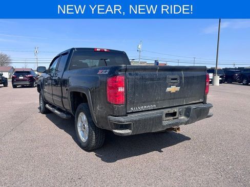 Used 2017 Chevrolet Silverado 1500 LT w/ All Star Edition image 4
