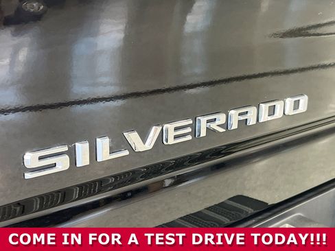 Used 2022 Chevrolet Silverado 2500 High Country image 34