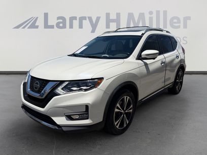 Used 2017 Nissan Rogue SL w/ SL Premium Package