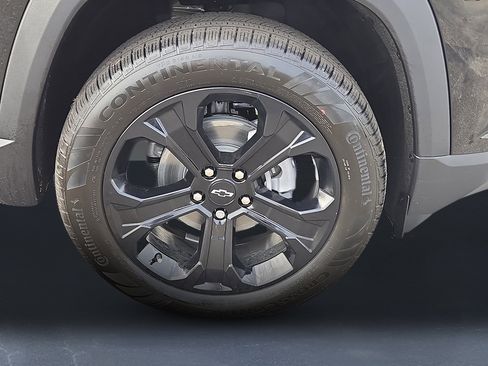 New 2026 Chevrolet Equinox LT w/ Midnight Edition image 10