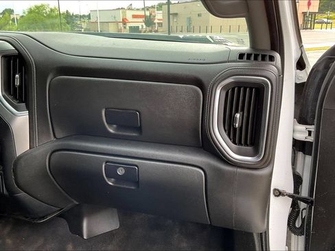 Used 2022 Chevrolet Silverado 2500 LT w/ Convenience Package AWD/4WD image 17
