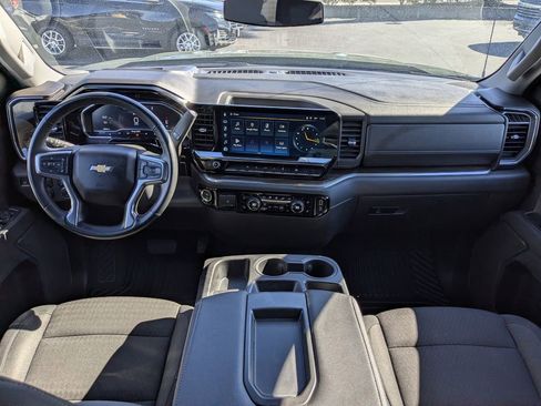 Used 2025 Chevrolet Silverado 1500 LT image 16