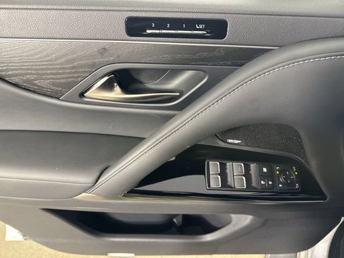 Certified 2025 Lexus LX 700h Overtrail image 22