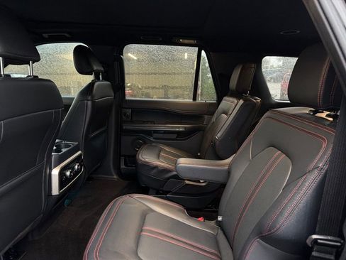 Used 2022 Ford Expedition Max Limited RWD image 13