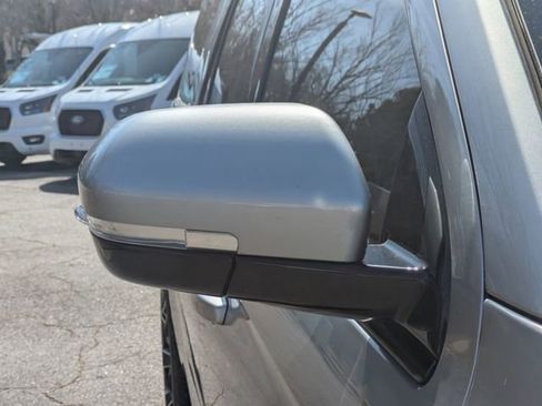 Used 2021 Ford Expedition Max XLT image 12