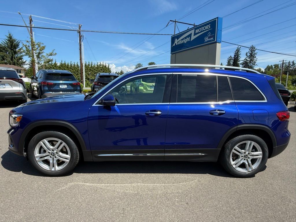 Used 2020 Mercedes-Benz GLB 250 4MATIC image 2