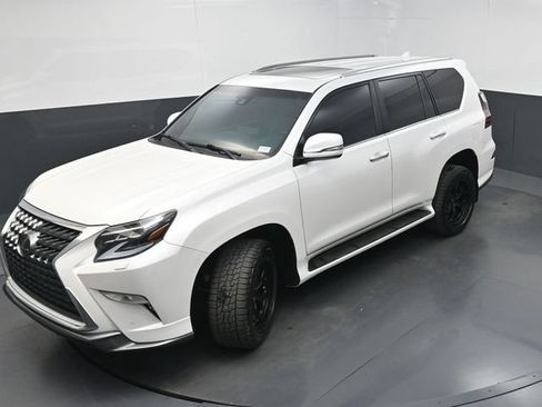 Used 2023 Lexus GX 460 Premium w/ Accessory Package AWD/4WD image 38