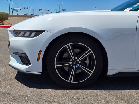 Used 2024 Ford Mustang Coupe RWD image 7