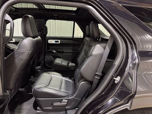 Used 2021 Ford Explorer ST w/ Equipment Group 401A AWD/4WD image 22