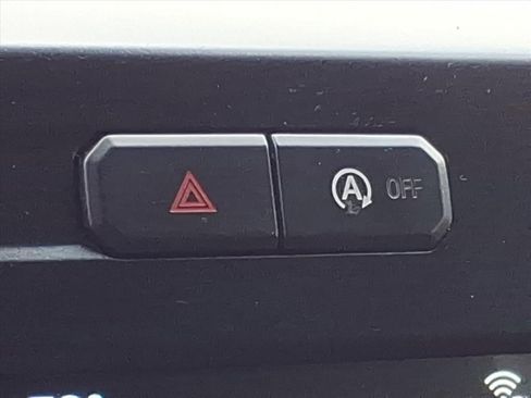 Used 2017 Ford F150 XLT w/ Equipment Group 301A Mid image 25