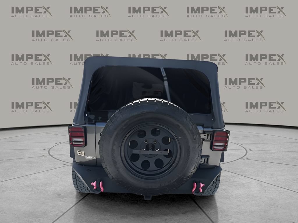 Used 2018 Jeep Wrangler Sport AWD/4WD image 4