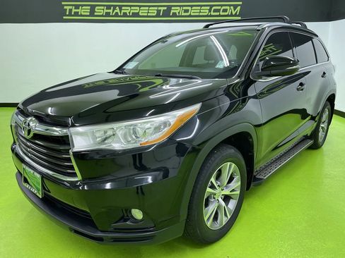 Used 2015 Toyota Highlander XLE image 5