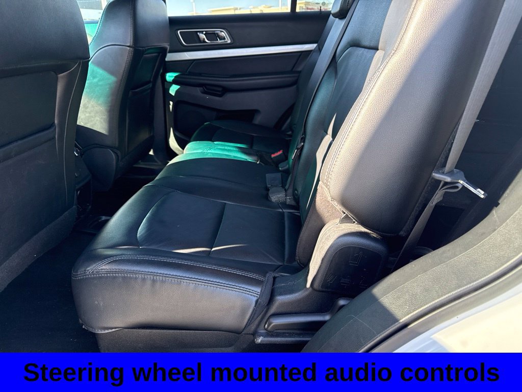 Used 2016 Ford Explorer XLT w/ Equipment Group 202A AWD/4WD image 8