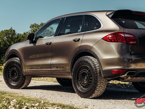 Used 2013 Porsche Cayenne AWD/4WD image 61