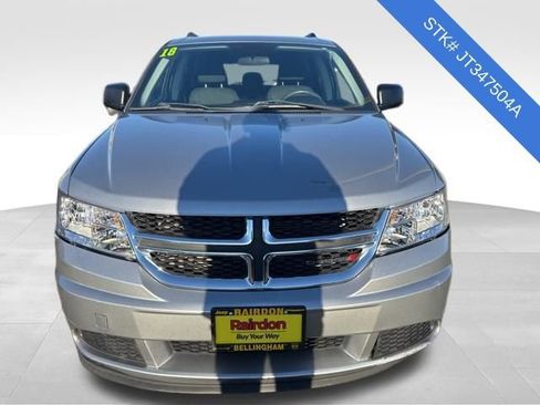 Used 2018 Dodge Journey SE image 2