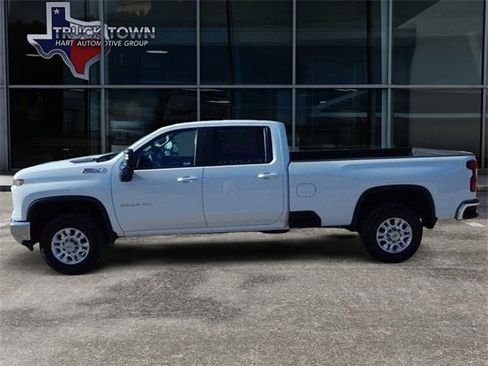 Used 2025 Chevrolet Silverado 3500 LT w/ Safety Package image 7