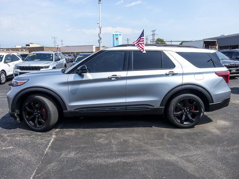 Certified 2022 Ford Explorer ST w/ Equipment Group 401A AWD/4WD image 5
