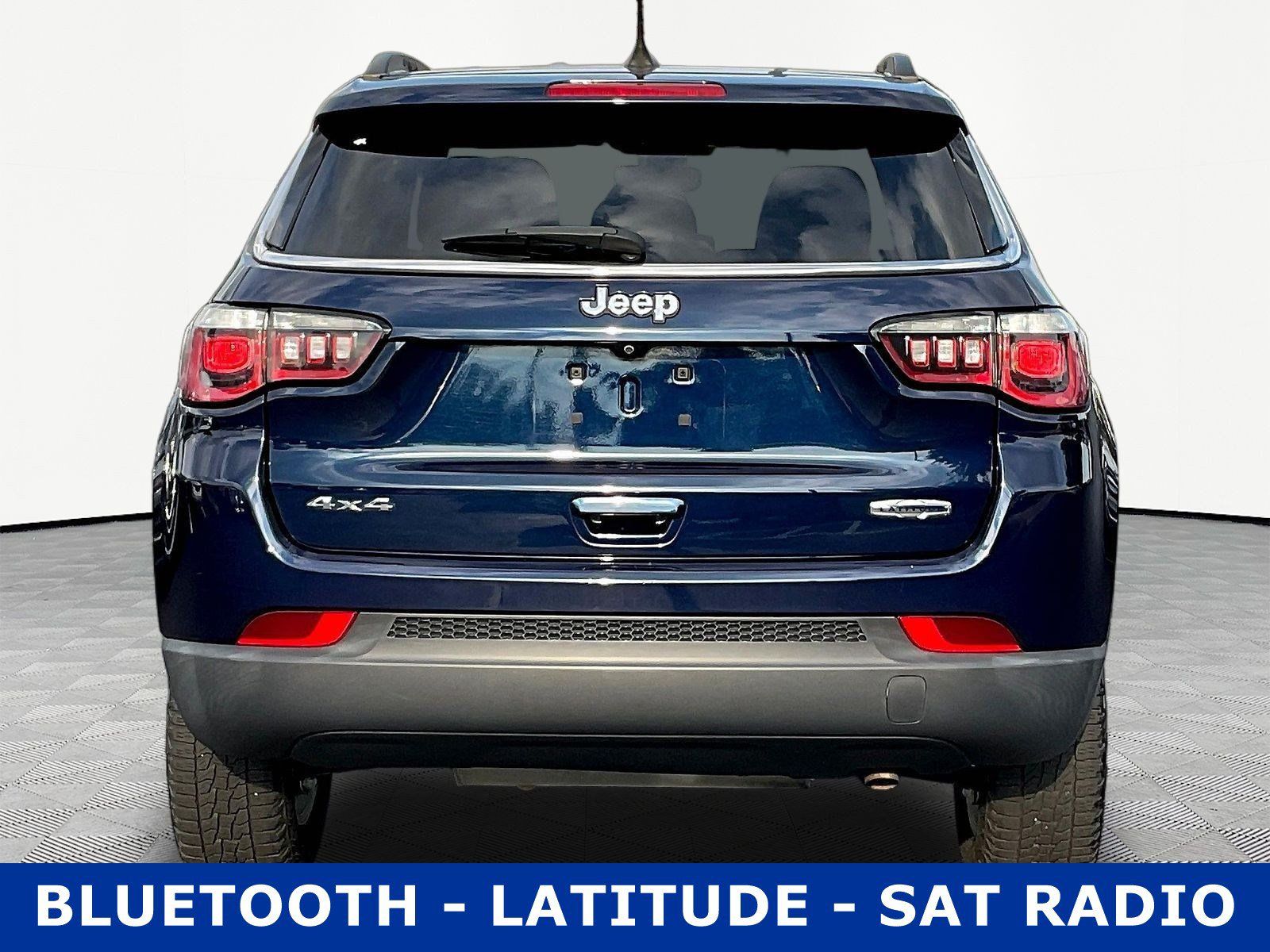 Used 2019 Jeep Compass Latitude w/ Cold Weather Group AWD/4WD image 5