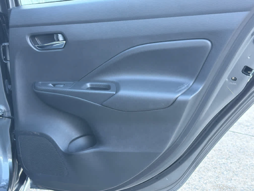 Used 2025 Nissan Versa SV FWD image 17