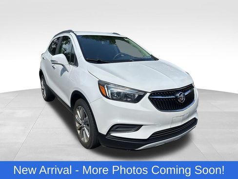 Used 2018 Buick Encore Preferred FWD image 1