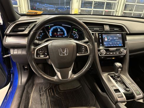 Used 2017 Honda Civic EX-L image 2