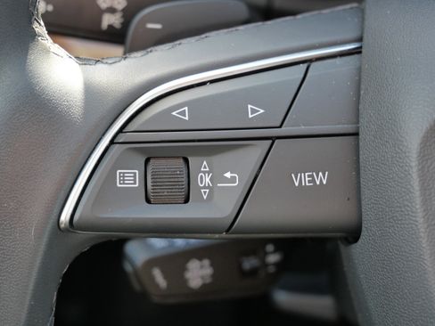 Used 2023 Audi Q5 2.0T Premium w/ Convenience Package image 33