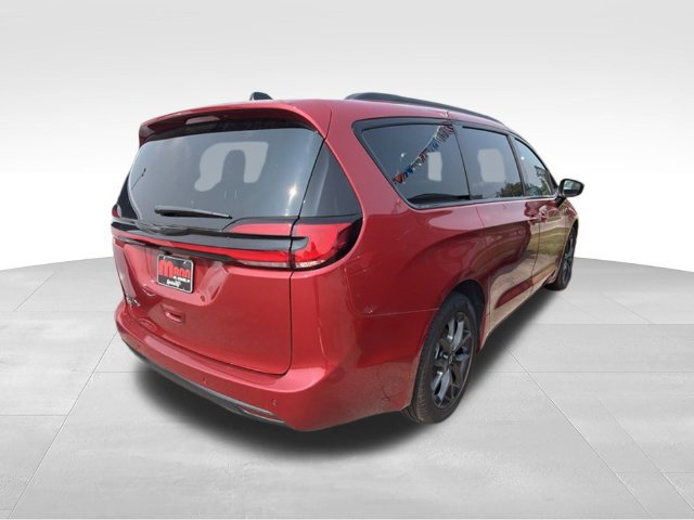New 2026 Chrysler Pacifica Select FWD image 6