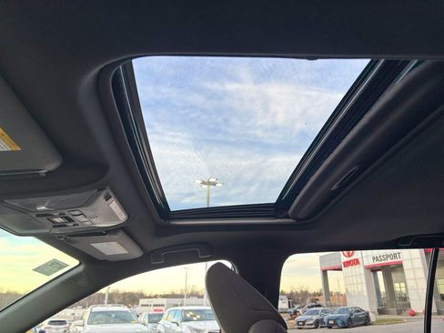 Certified 2021 Toyota RAV4 SE image 13