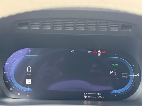 Used 2025 Volvo XC90 T8 Plus w/ Protection Package Premier image 13