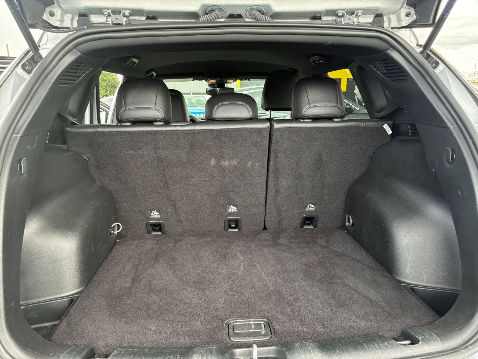 Used 2025 Jeep Compass Limited AWD/4WD image 29