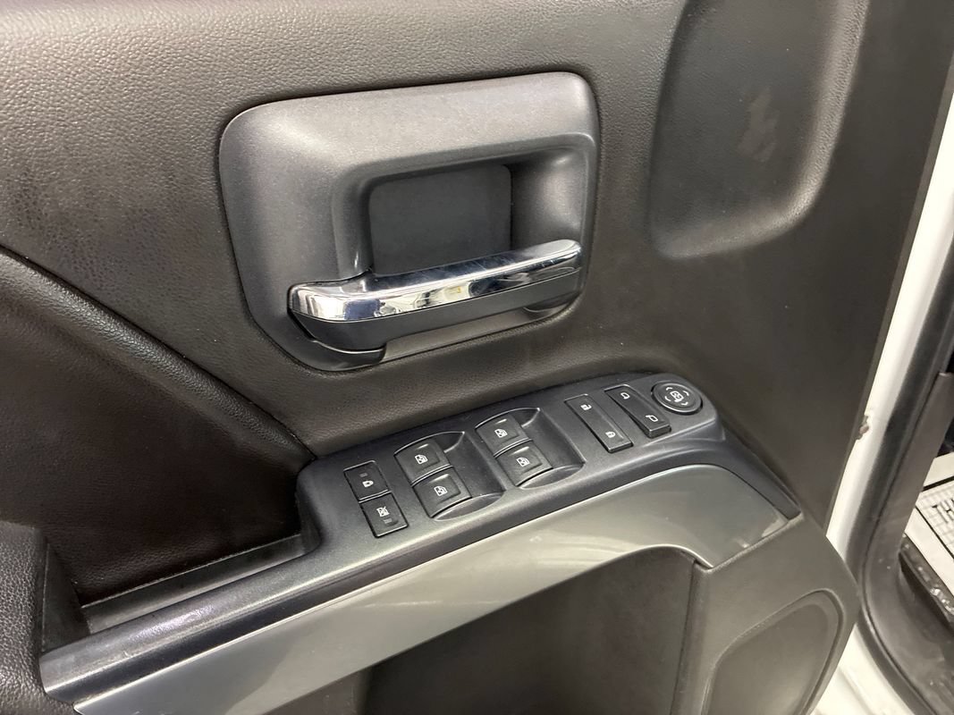 Used 2015 Chevrolet Silverado 1500 LT AWD/4WD image 10