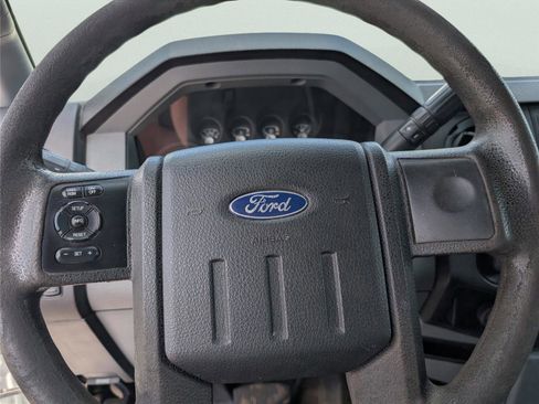 Used 2014 Ford F450 XL w/ Power Equipment Group image 17