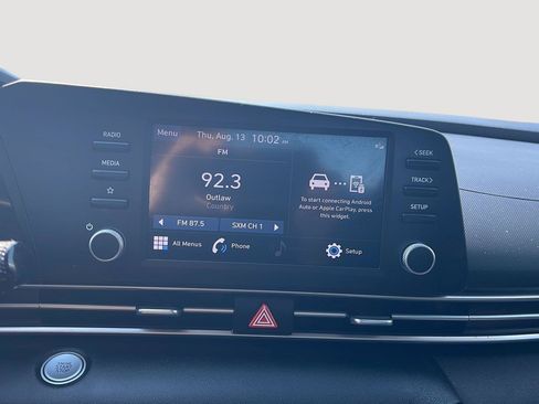 Used 2023 Hyundai Elantra SEL FWD image 31
