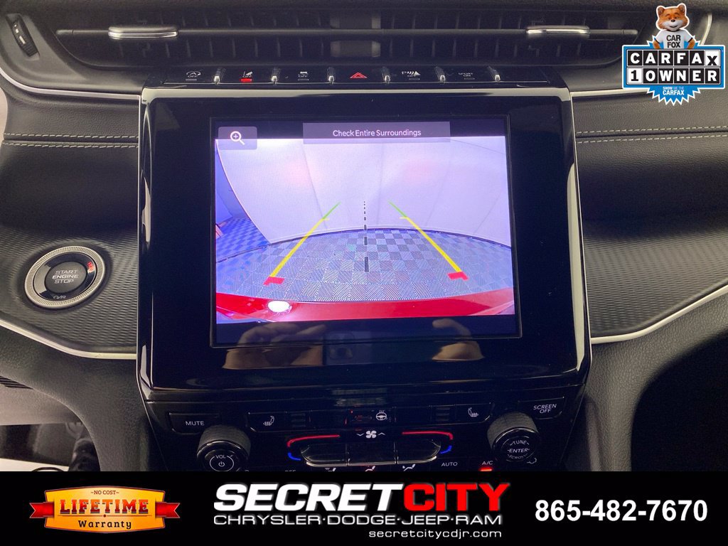 Used 2023 Jeep Grand Cherokee L Laredo AWD/4WD image 20