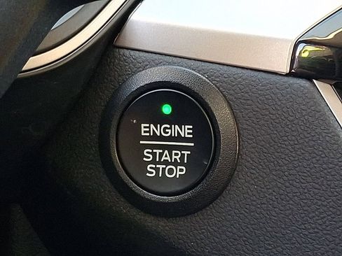 Used 2022 Ford Escape SE w/ Cold Weather Package image 22